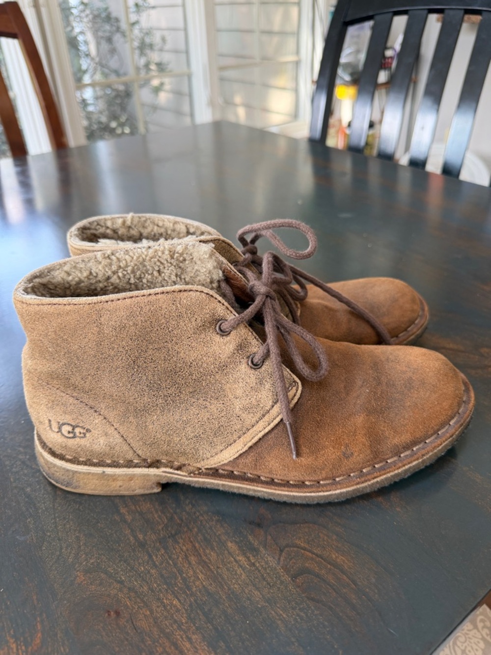 UGG Leighton Lace Up Ankle Boots - Size 7 - Bomber Jacket Leather